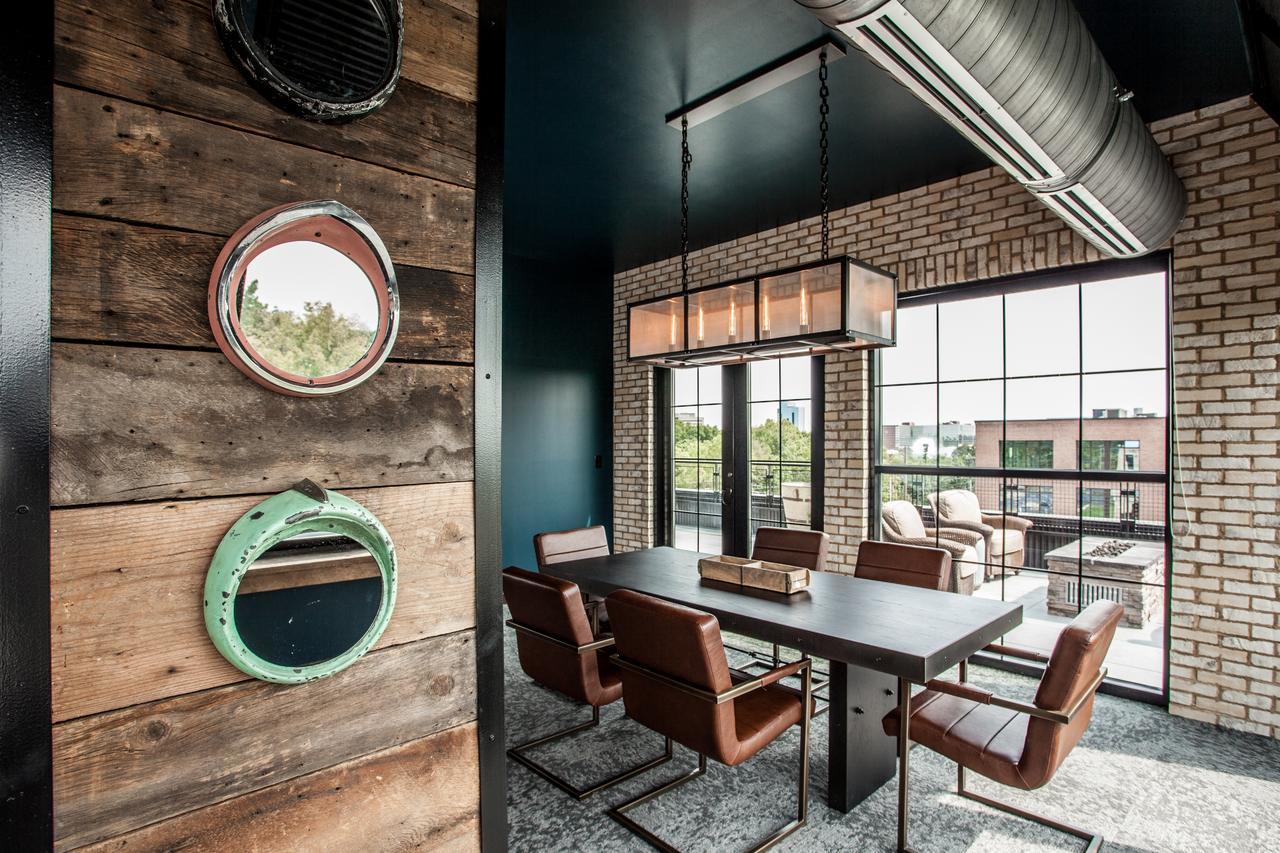 Ironworks Hotel Indy Индианаполис Екстериор снимка